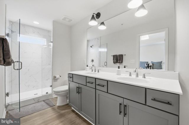 10237 TRAVILAH GROVE CIR, Rockville, MD 20850