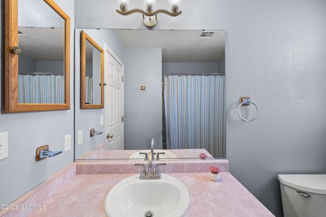 5143 Emerald Street, Las Cruces, NM 88012