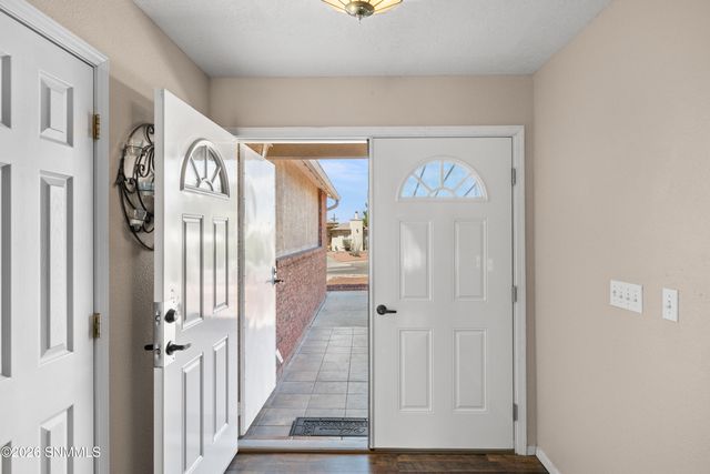 5143 Emerald Street, Las Cruces, NM 88012