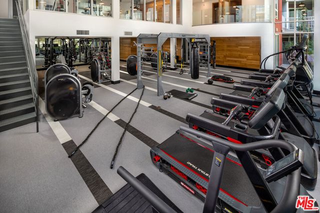 750 S Oxford Avenue 642, Los Angeles, CA 90005