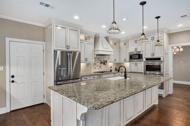 6114 Firecrest Drive, Garland, TX 75044