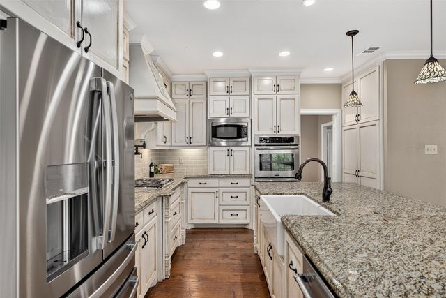 6114 Firecrest Drive, Garland, TX 75044