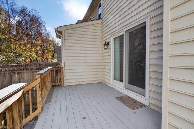 1676 Skiffes Creek CIR, Williamsburg, VA 23185