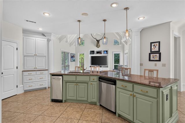 3480 McArthur Court, Fayetteville, AR 72703