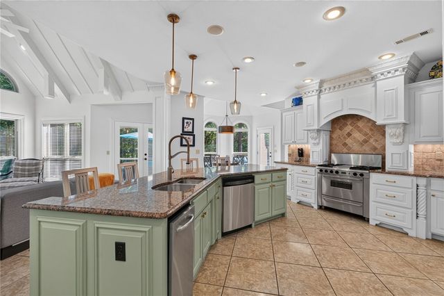 3480 McArthur Court, Fayetteville, AR 72703