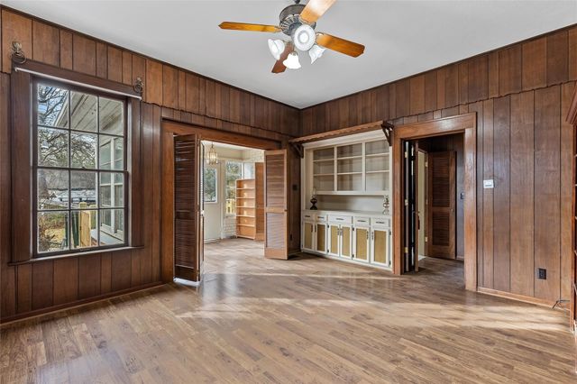 2203 Walworth Street, Greenville, TX 75401
