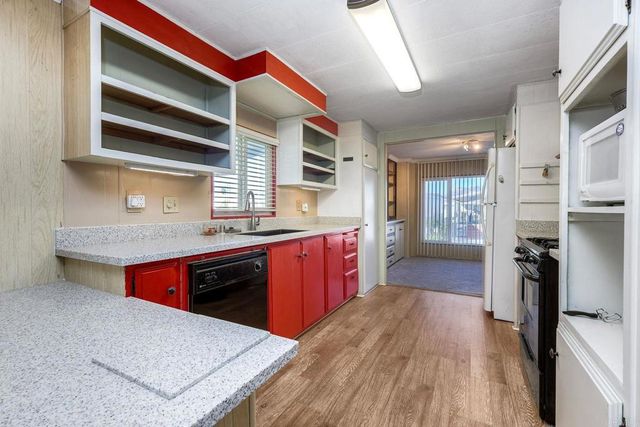 2280 E Valley Pkwy 79, Escondido, CA 92027