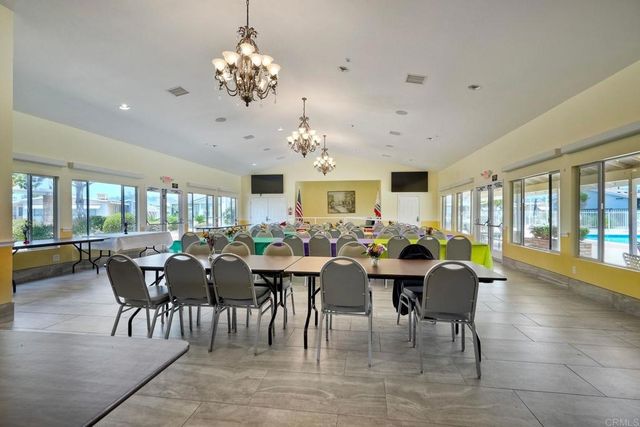 2280 E Valley Pkwy 79, Escondido, CA 92027