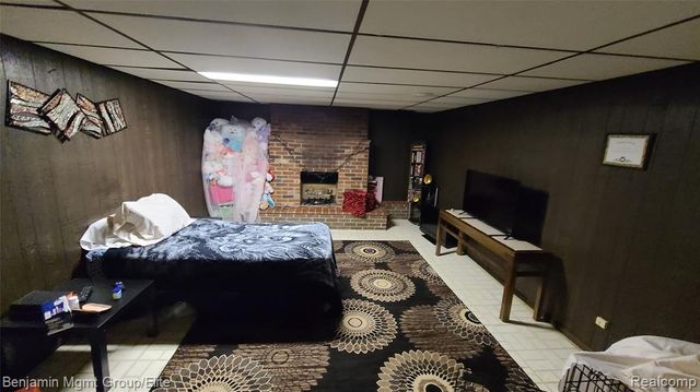 3900 Norwood Drive, Trenton, MI 48183