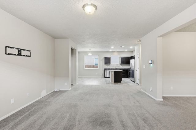 6923 Silver Moon Road NW, Albuquerque, NM 87114