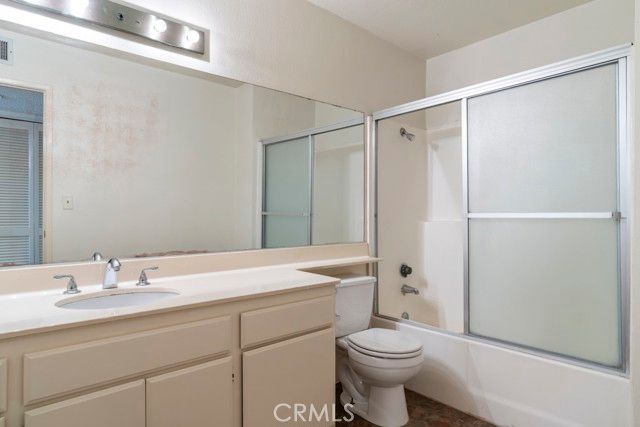 1435 W 146th St 104, Gardena, CA 90247