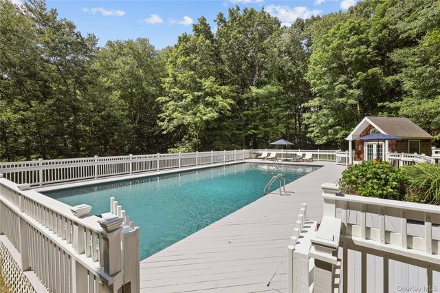 39 Lower Shad Road, Pound Ridge, NY 10576