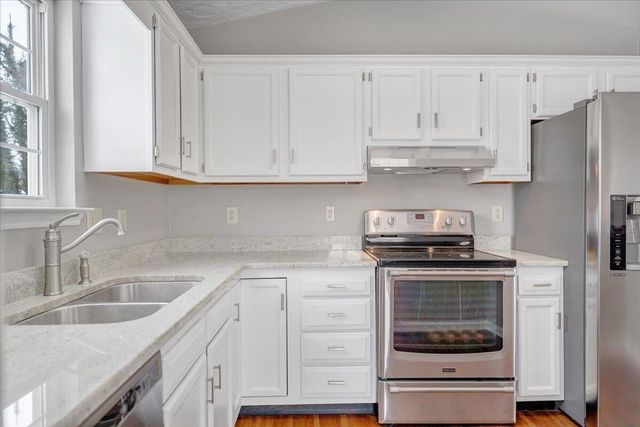 5957 PLANTATION RD, Roanoke, VA 24019