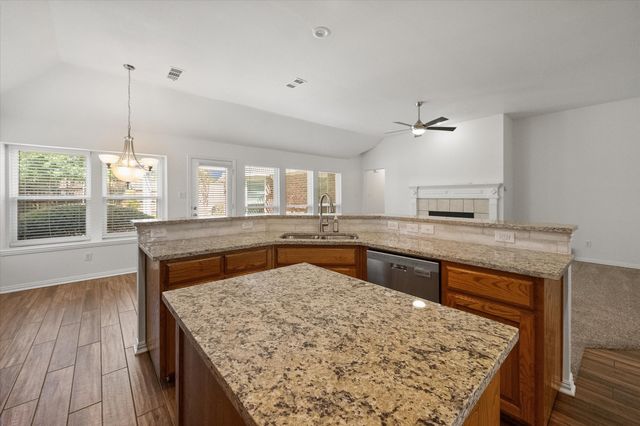 1020 Laurel Oak Drive, Flower Mound, TX 75028