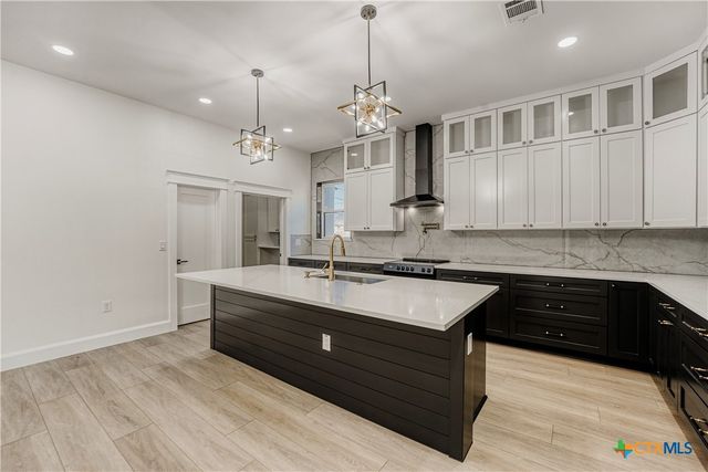 406 E Carrie Manor Street, Manor, TX 78653