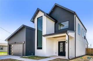 406 E Carrie Manor Street, Manor, TX 78653