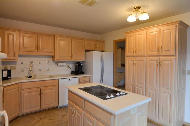 10531 W Millpond St., Wichita, KS 67212