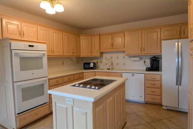 10531 W Millpond St., Wichita, KS 67212