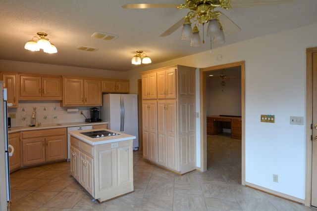 10531 W Millpond St., Wichita, KS 67212