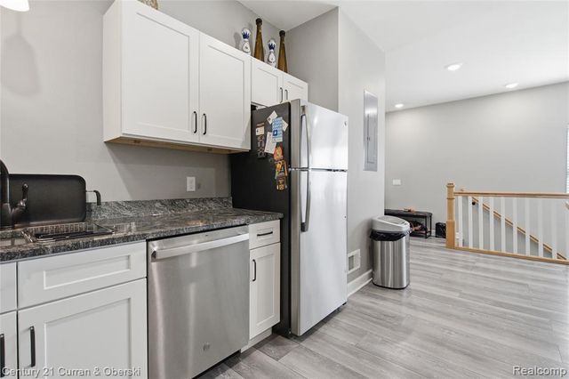 1241 E Woodward Heights Boulevard, Hazel Park, MI 48030