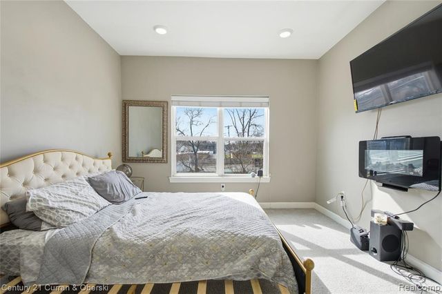 1241 E Woodward Heights Boulevard, Hazel Park, MI 48030