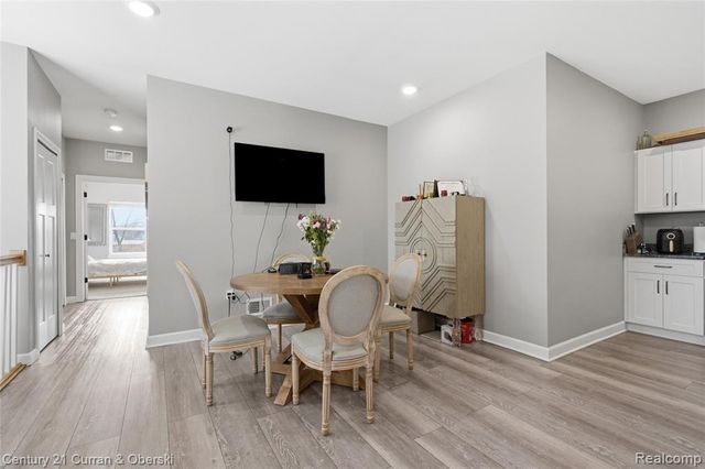 1241 E Woodward Heights Boulevard, Hazel Park, MI 48030