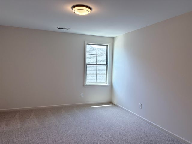 9574 GRAYS HOLLOW DR S, Cordova, TN 38018