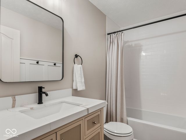 1626 Esprit Drive, Carmel, IN 46074
