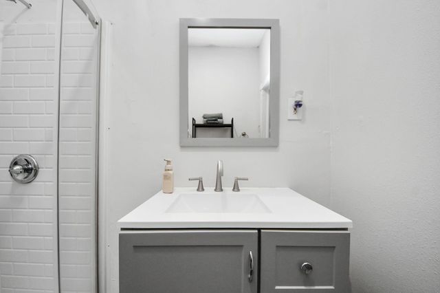 4409 Brady Street, Houston, TX 77011