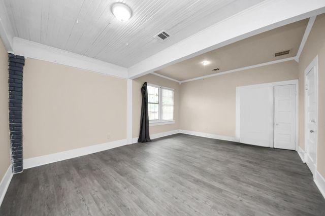 4409 Brady Street, Houston, TX 77011