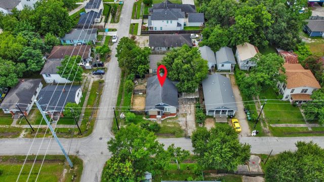 4409 Brady Street, Houston, TX 77011