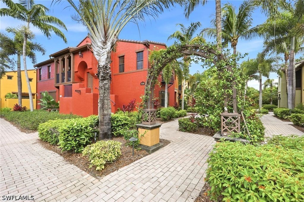 9126 Chula Vista ST 12303, Naples, FL 34113