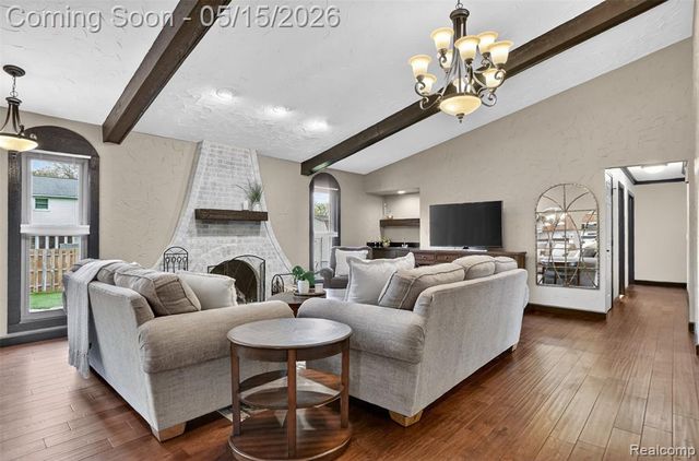 54524 Pocahontas Drive, Shelby Twp, MI 48315