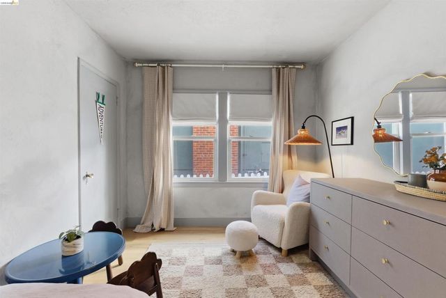 2921 Parker Ave, Oakland, CA 94605