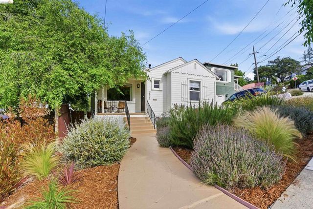 2921 Parker Ave, Oakland, CA 94605