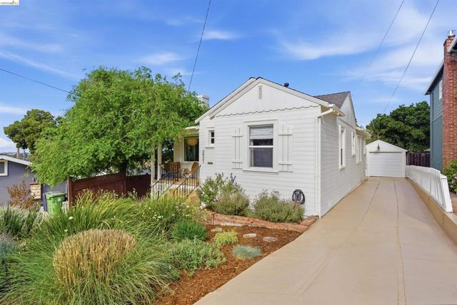 2921 Parker Ave, Oakland, CA 94605