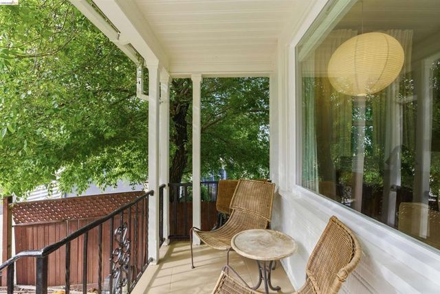 2921 Parker Ave, Oakland, CA 94605