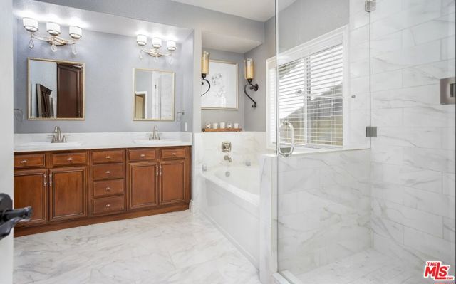 43150 28th Street, Lancaster, CA 93536