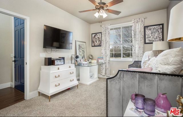 43150 28th Street, Lancaster, CA 93536