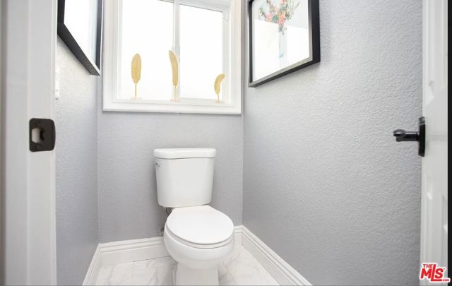 43150 28th Street, Lancaster, CA 93536