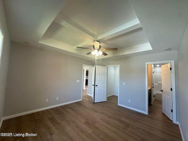 107 Hopkins Ct, Bardstown, KY 40004