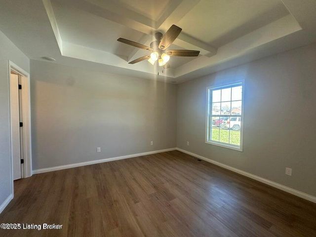 107 Hopkins Ct, Bardstown, KY 40004