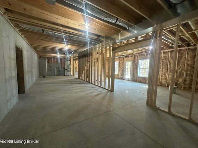 107 Hopkins Ct, Bardstown, KY 40004