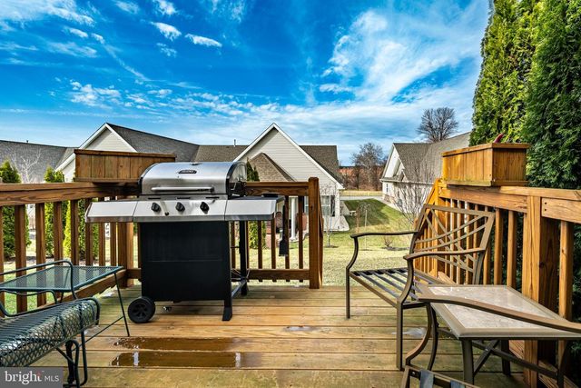 215 ROSE VIEW DR, West Grove, PA 19390