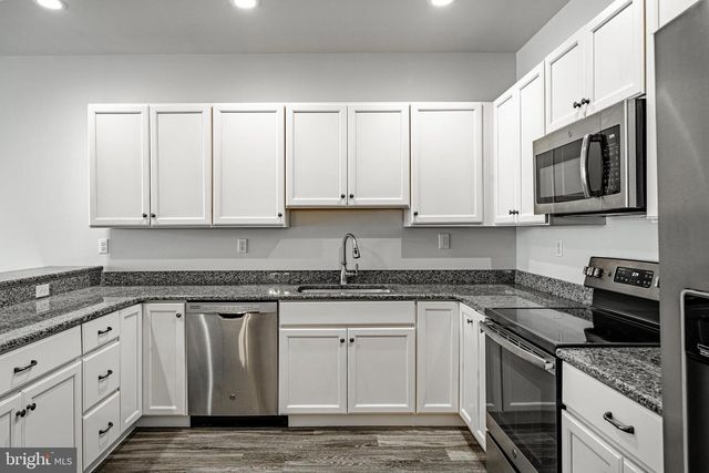 215 ROSE VIEW DR, West Grove, PA 19390