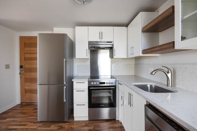 300 Main St Apt 5, Burlington, VT 05401