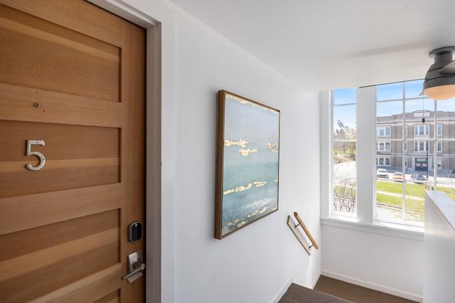 300 Main St Apt 5, Burlington, VT 05401