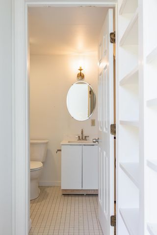 300 Main St Apt 5, Burlington, VT 05401