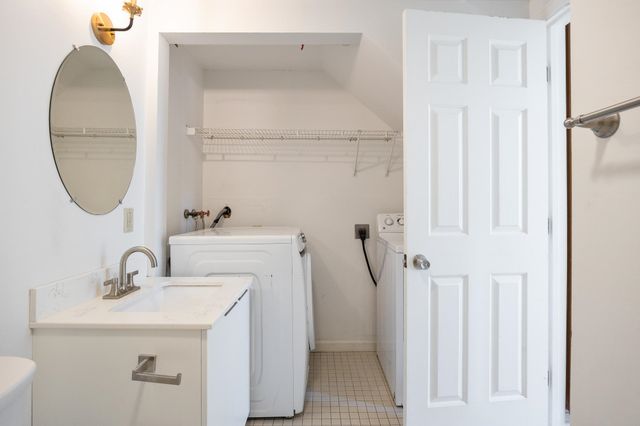 300 Main St Apt 5, Burlington, VT 05401