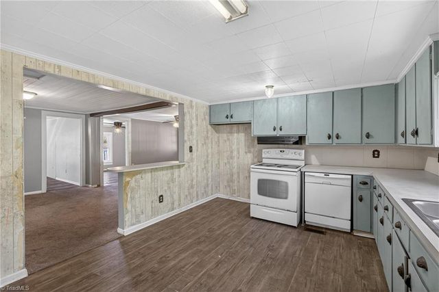 1576 Center Cross Church Road, Asheboro, NC 27205